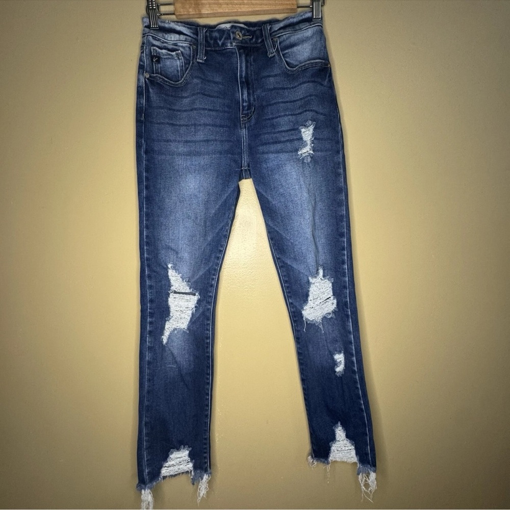 KanCan Women's Jeans - Stretchy Raw Hem Distressed Blue Jeans - Sz 27 T3
